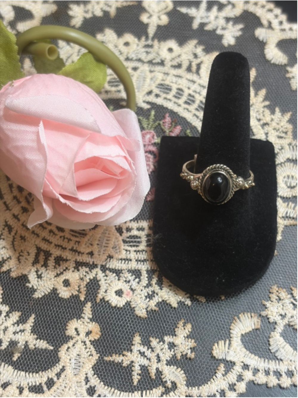 Aura’s Oddities Boutique Sterling Silver 925 & Onyx Ring Size 10